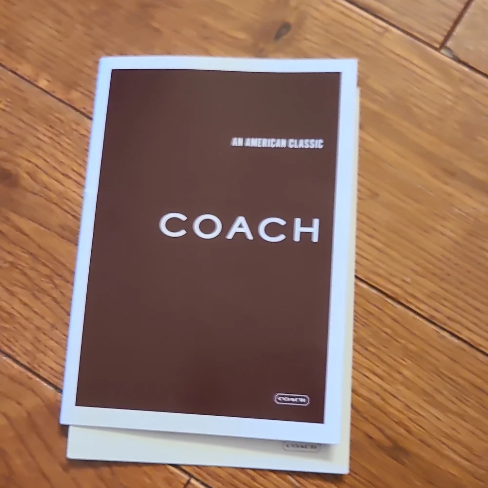Coach - Picture 2 of 4